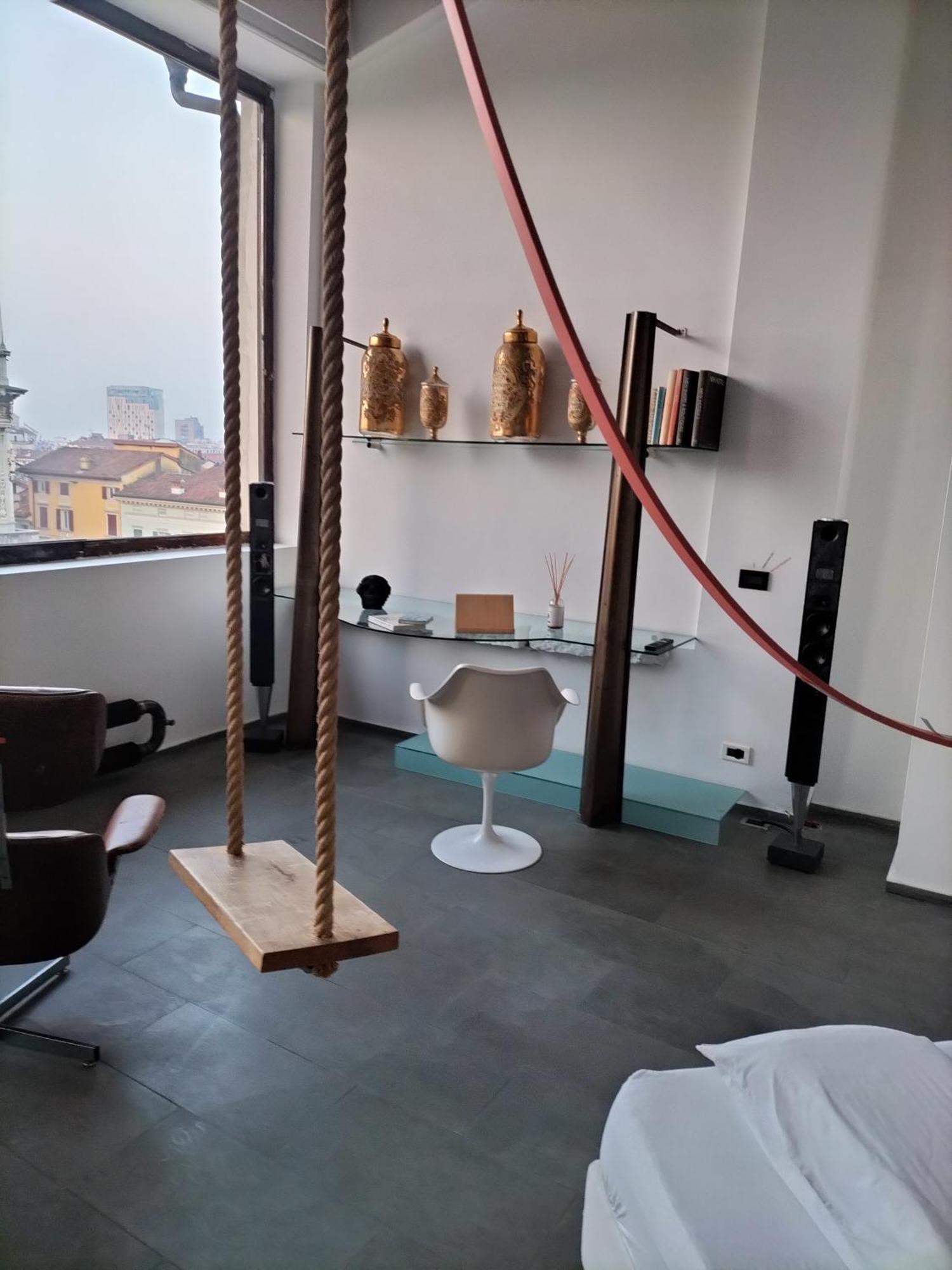 Spirit Of The Moon Apartment Brescia Ngoại thất bức ảnh